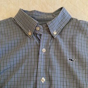 Vineyard Vines Boys Button Down Size Medium (12-14)